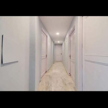 Hotel Day Night Inn Νέο Δελχί Εξωτερικό φωτογραφία