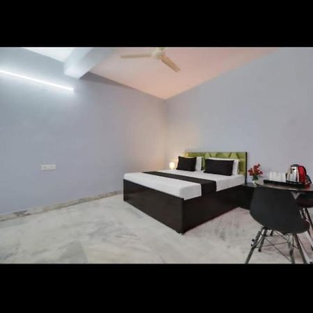 Hotel Day Night Inn Νέο Δελχί Εξωτερικό φωτογραφία